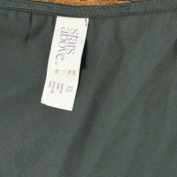 Stars Above Green Silk Pajama Set - Picture 4 of 5